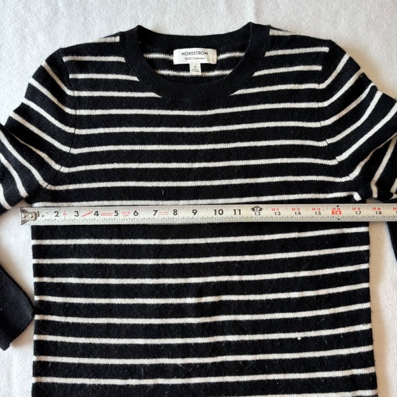Nordstrom 100% Cashmere Preppy Striped Crewneck Sweater Black White Womens Small - Picture 5 of 6